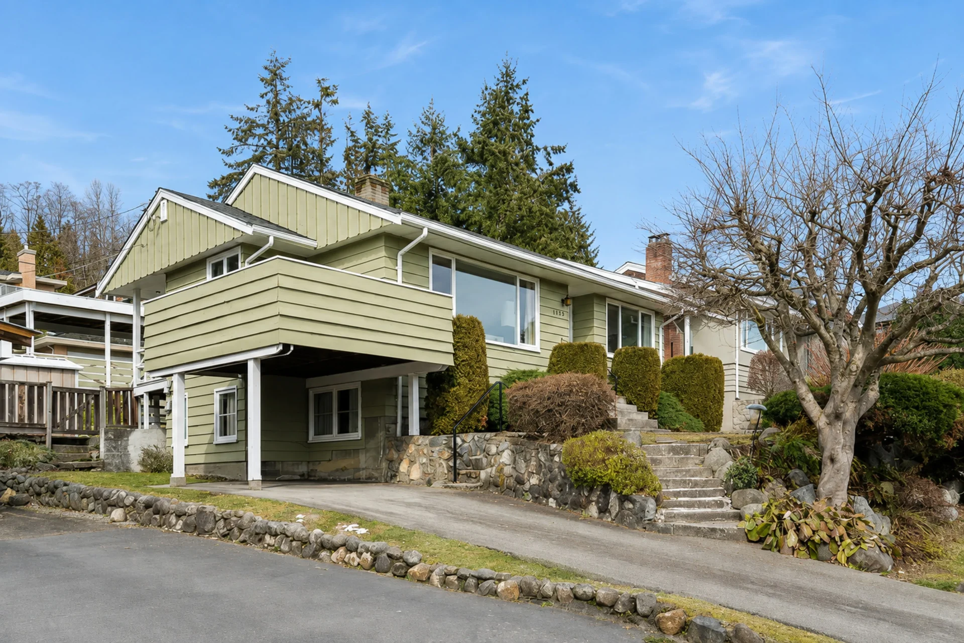 Ambleside Home with City Views