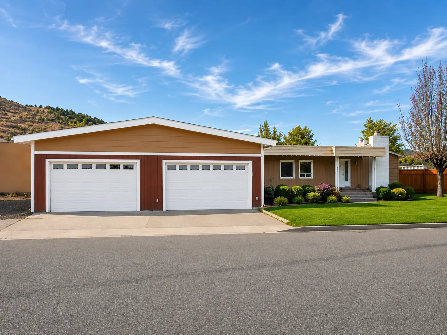 Osoyoos Home on Half Acre Lot